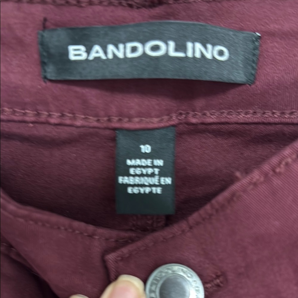 🔥 1/2 Off Sale 
NWOT Bandolino Amy Burgundy Straight-Leg denim Jean - Picture 2 of 3